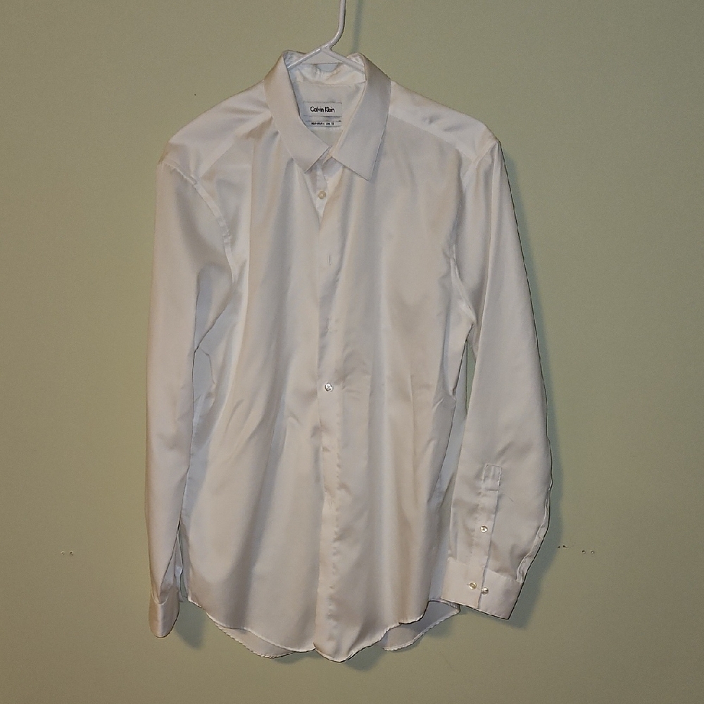 Calvin Klein Elegant White Dress Shirt